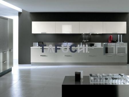 Sự kết hợp hoàn hảo giữa các tấm acrylic bóng cao và băng cạnh acrylic đang trở thành xu hướng.
